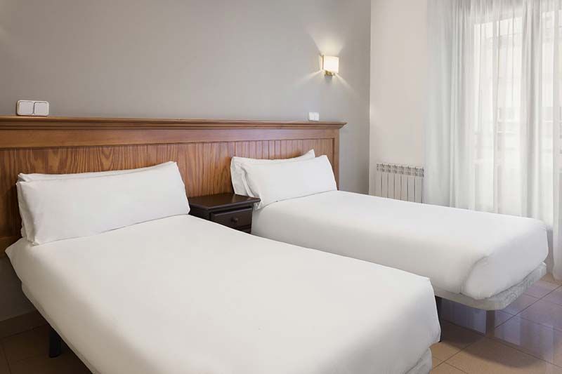 Consulta la disponibilidad del Hotel Victoria
